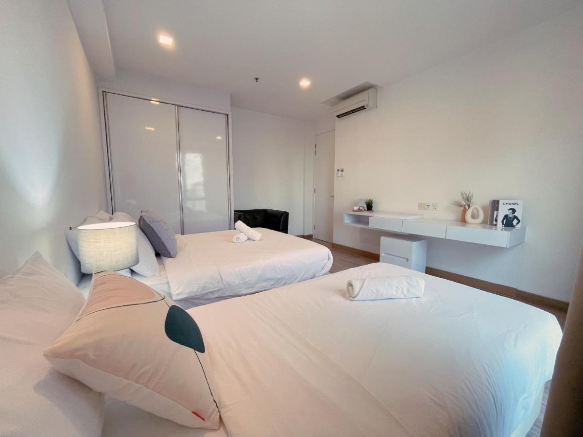 Lux Suites Kl City Pavilion Bukit Bintang With Infinity Pool Kuala Lumpur Bagian luar foto