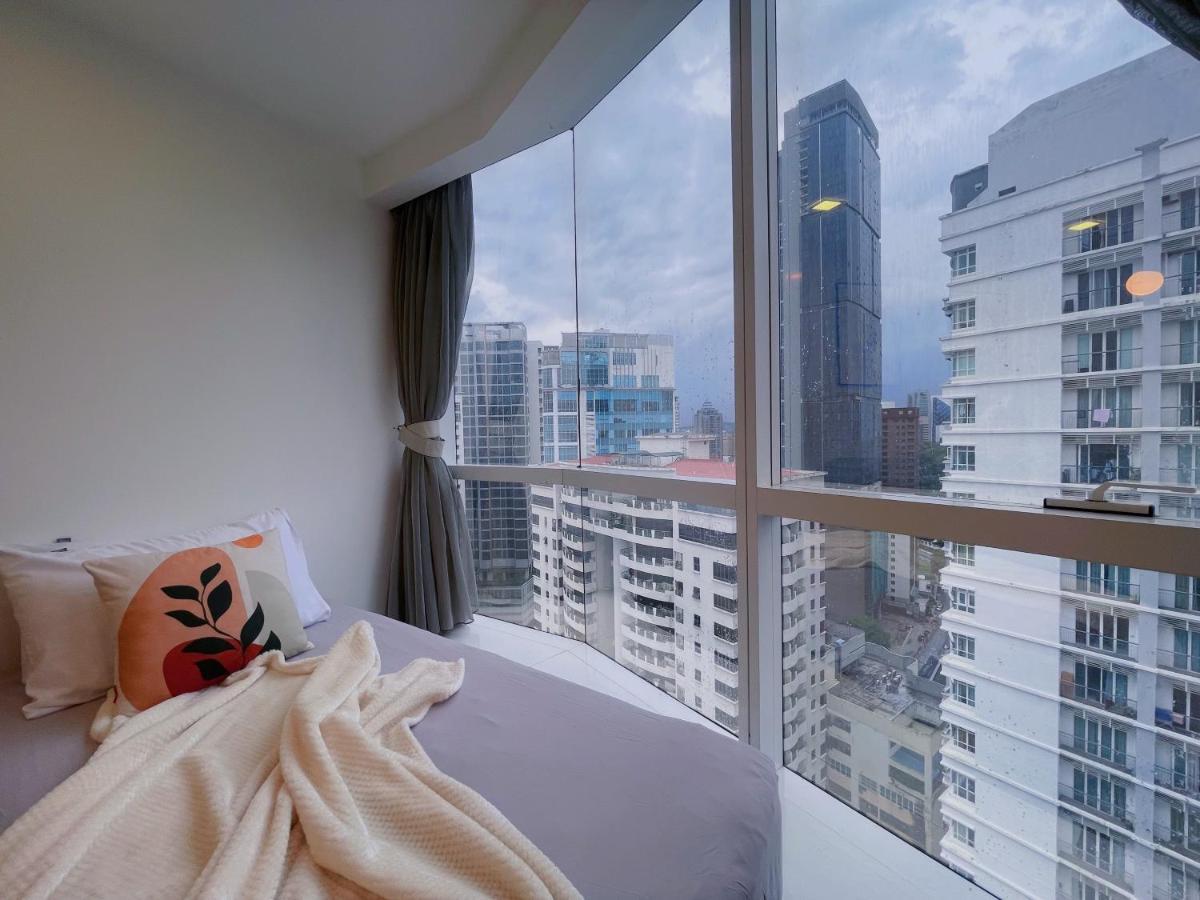 Lux Suites Kl City Pavilion Bukit Bintang With Infinity Pool Kuala Lumpur Bagian luar foto