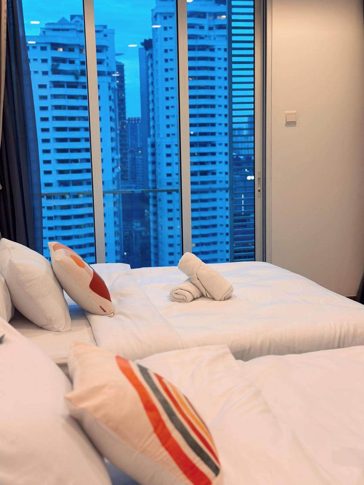 Lux Suites Kl City Pavilion Bukit Bintang With Infinity Pool Kuala Lumpur Bagian luar foto